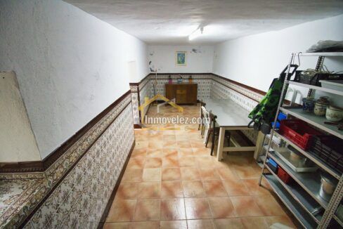 0498 (11)
